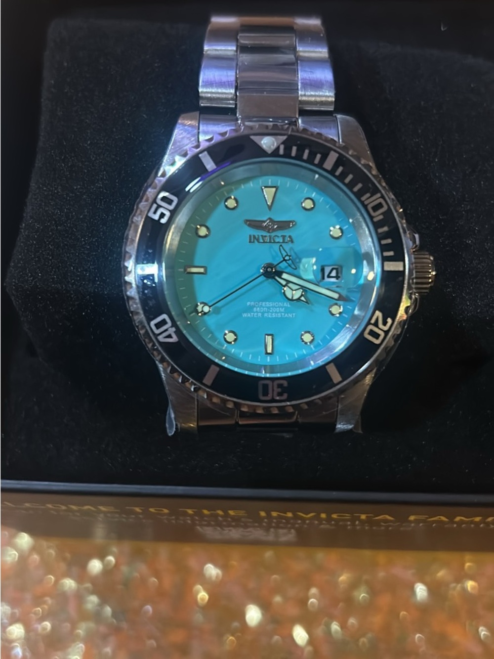 Invicta Men's Watch Turquoise Dial Black Bezel Silver Bracelet( BRAND NEW)
